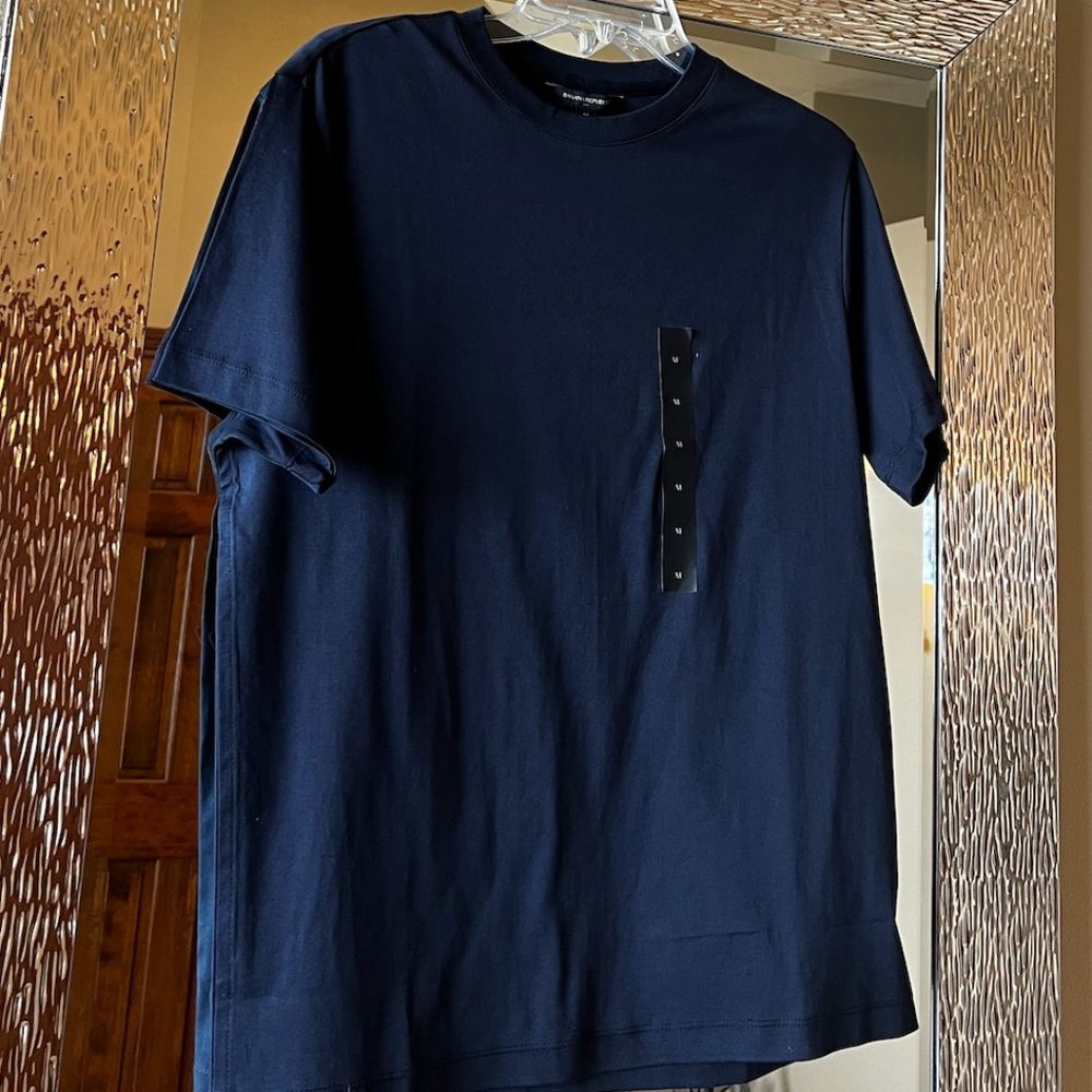 Men's Banana Republic Navy T-Shirt (NWT)